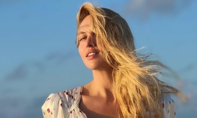 Оля Полякова, instagram.com/polyakovamusic