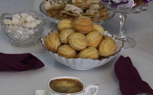 Орешки со сгущенкой, фото: кадр из видео
