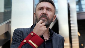 Шнуров обеднеет из-за гамбургеров 