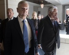 Пожаловал не с пустыми руками: что подарил Мэттис украинским воинам 