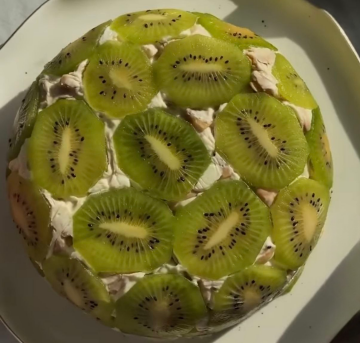 Торт із ківі та бананом: фото скрін рецепту