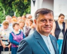 Сміття стало методом політичного шантажу
