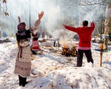 Дванадцята ніч 2019: брама світів, пророчі сни і містичні ритуали свята