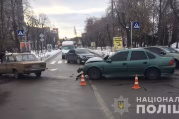Под Киевом пьяный водитель протаранил автомобиль, фото: Национальная полиция