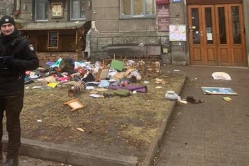 Фото з місця інциденту, Фейсбук
