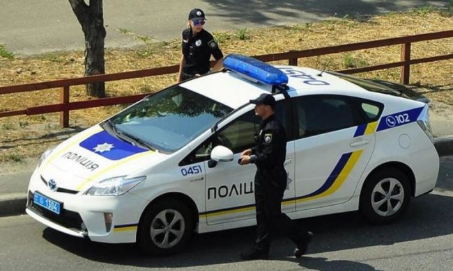 За вами следят: водители начали получать "письма счастья"