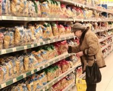 Українці витрачають на їжу і економлять на алкоголі - Держстат