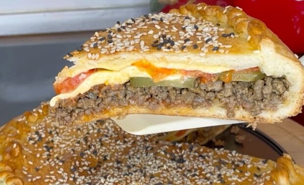 Пирог "Чизбургер", скриншот из видео