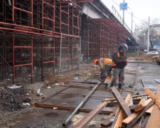 До перекриття Шулявського мосту залишаються лічені дні: Київ скують велетенські затори