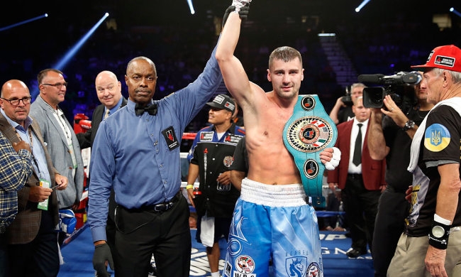 Бой Гвоздик - Стивенсон официально подтвержден