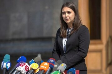 Юлія Мендель, фото з вільних джерел
