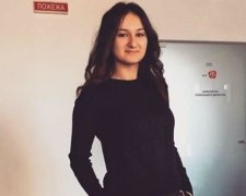 Без причин та документів: силовики РФ обшукали оселю кримської журналістки