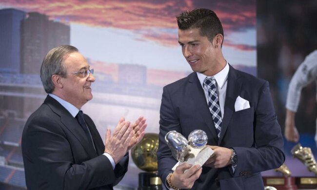 Реал не збирається відпускати Роналду