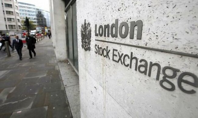 Світові ринки знову обвалились на тлі новин з Китаю