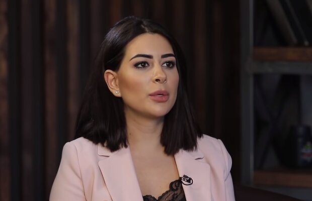 Рамина Эсхакзай, скрин из видео