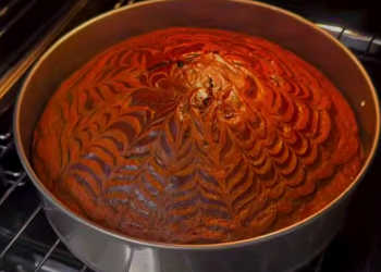 Кекс "Зебра", кадр з відео