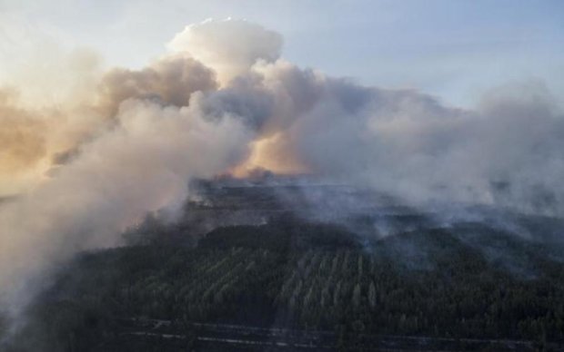 Киев в дыму: в столице вспыхнул крупный пожар