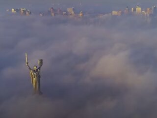 Туман у Києві, кадр з відео, зображення ілюстративне: YouTube