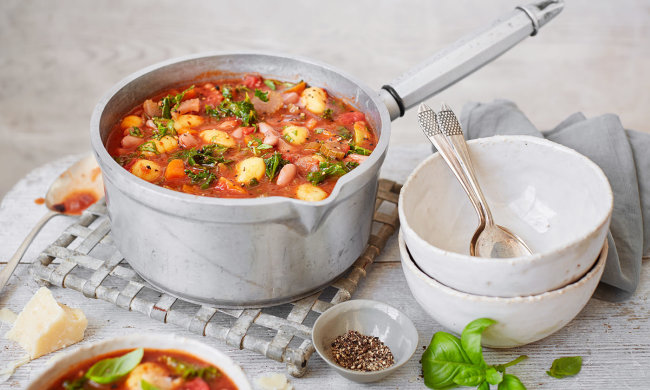 Швидкий рецепт часникового супу зі спагеті