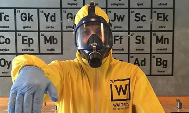 У Стамбулі відкрили кав’ярню для шанувальників серіалу "Пуститися берега" 