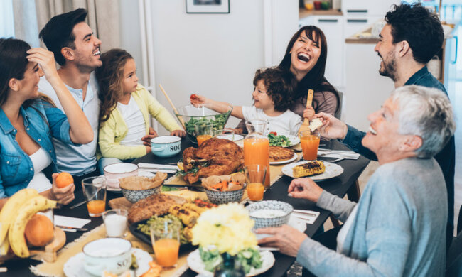 Новорічний стіл,  фото Getty Images