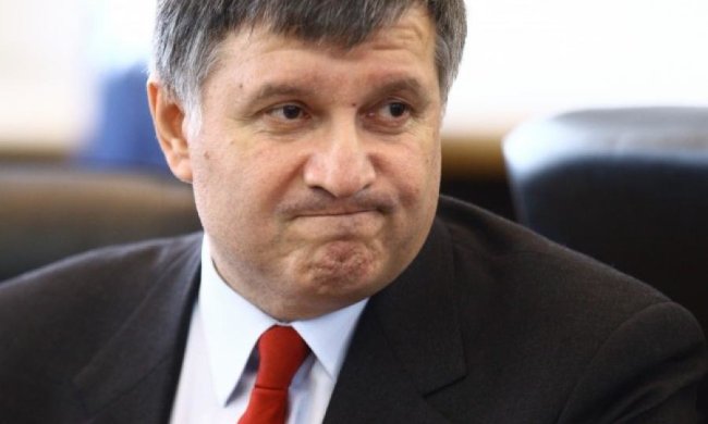 Аваков требует уволить главу Донецкой ОГА 
