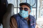Маршрутки Дніпра дезінфікують люди в масках, - місто атакував небезпечний вірус