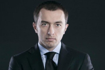 Глава "Ощадбанку" отримує 200 тис. грн. щомісяця