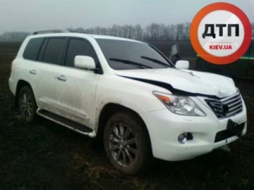 Водій на позашляховику вбив підлітка і втік