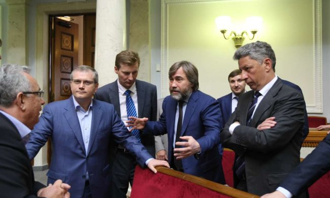 Розкол у "Оппоблоці": екс-регіонали терміново висунули ще одного кандидата, вже третій пішов