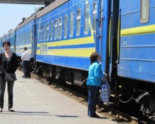 Укрзалізниця подвоїла рейси до моря