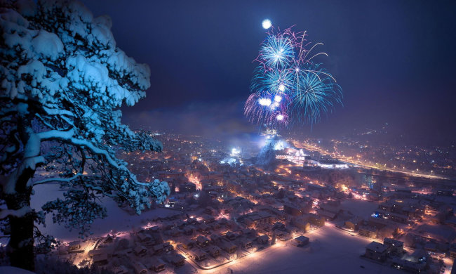 Хочеш салют - їдь на Донбас: як будуть карати порушників у 2019 році