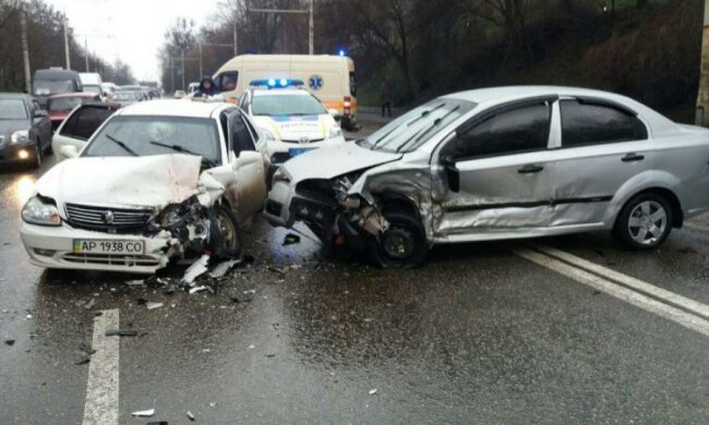 Резонансное ДТП в Кривом Роге: число жертв продолжает расти