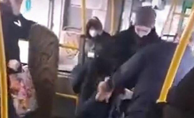 Инцидент в Николаеве, скриншот: YouTube