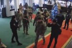 Візит ТЦК та поліції в "Косино", скріншот: Facebook