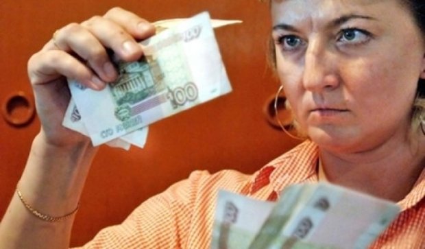 Путін піднімає економіку "ДНР" фальшивими грошима