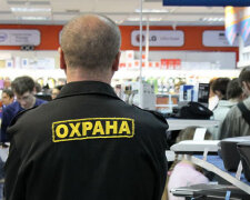 У Києві банда малоліток побила охоронця: жорстока розправа потрапила на відео