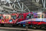 У київському метро почав курсувати потяг-мурал: де можна зустріти яскравий ешелон