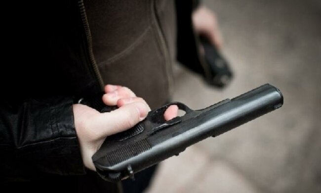 Злодій влаштував стрілянину в пологовому будинку Одеси