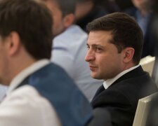 Главное за ночь: закрытие офиса Зеленского, коварный блеф Ирана по сбитому борту МАУ и прокурор "ДНР" в "Укрзализнице"