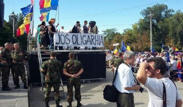 В Молдове снизили цены на свет, газ и хлеб, чтобы успокоить митингующих