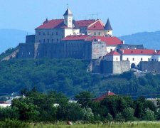 Мукачеве змінило назву