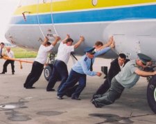 Криза в Украерорусі: люди звільняються, безпеки немає, а міністр шукає наглядача