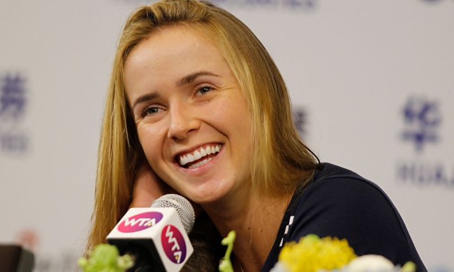 Кращі українські тенісистки запалили на вечірці в Дубаї: Світоліна, Цуренко та Ястремська в несподівано образі