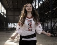Німецька співачка заспівала про героїв Євромайдану (відео)