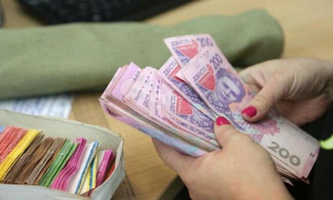 В Україні піднімуть мінімалку: коли і на скільки