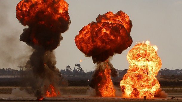 взрывы на складах
