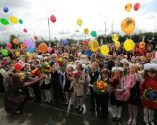 Погода на вихідні: школярам доведеться готуватися до примх погоди