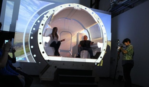 SpaceX показала тунель Hyperloop у Каліфорнії (відео)