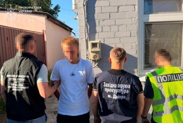 Незаконний перетин кордону: затримання переправника